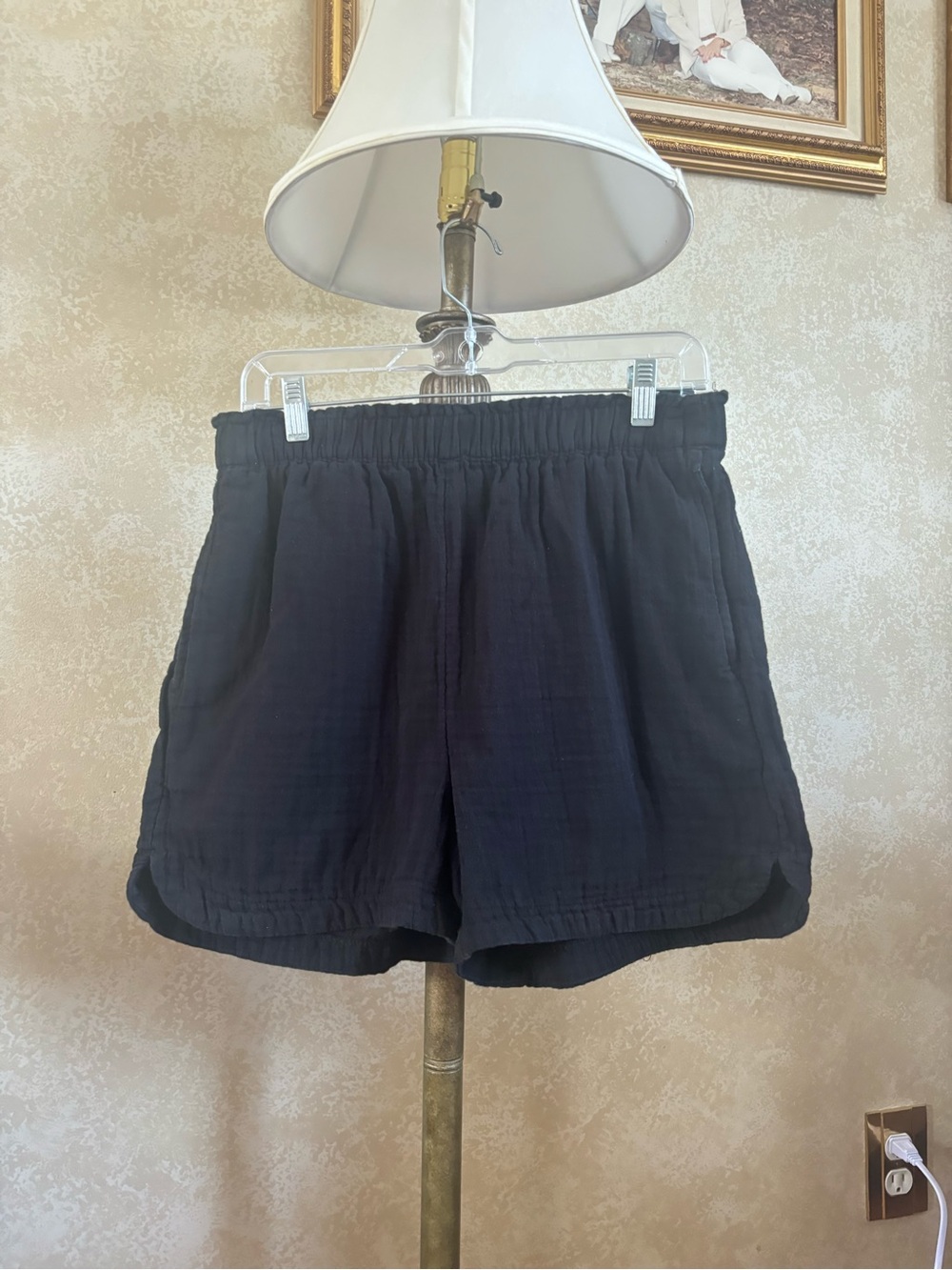 Old Navy Women's Black Elastic-Waist Band Shorts in Black - Size: medium